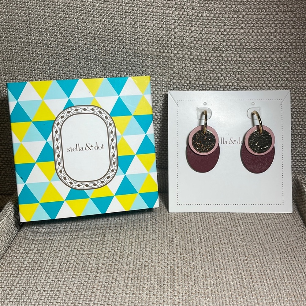 STELLA & DOT Color Pop Versatile Hoops Gold